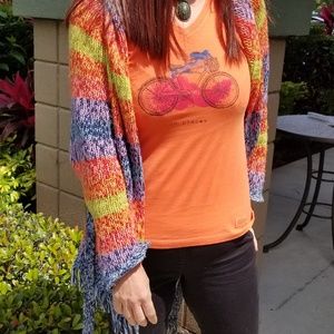 Polo con diseño de bicicleta